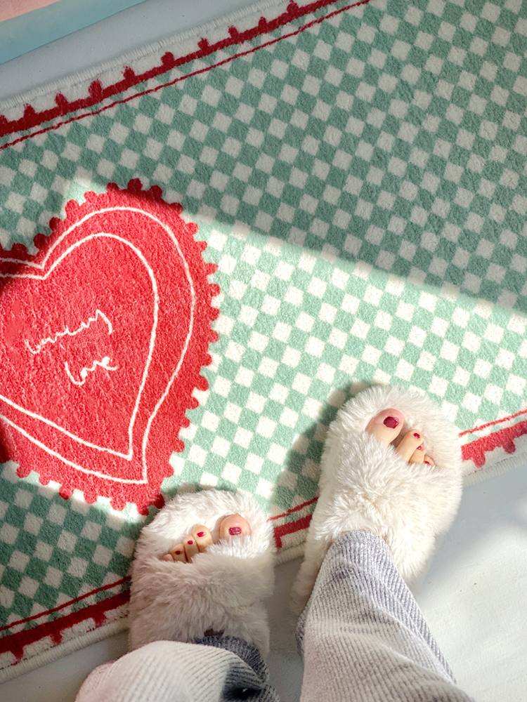 Home Decor Ig - Cute Bedroom Bedside Rug Creative Girl