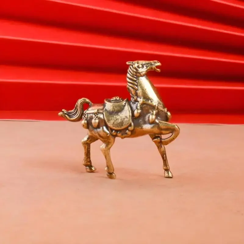 Brass War Horse Small Ornament - đánh giá và giá Home Decor Enthusiast