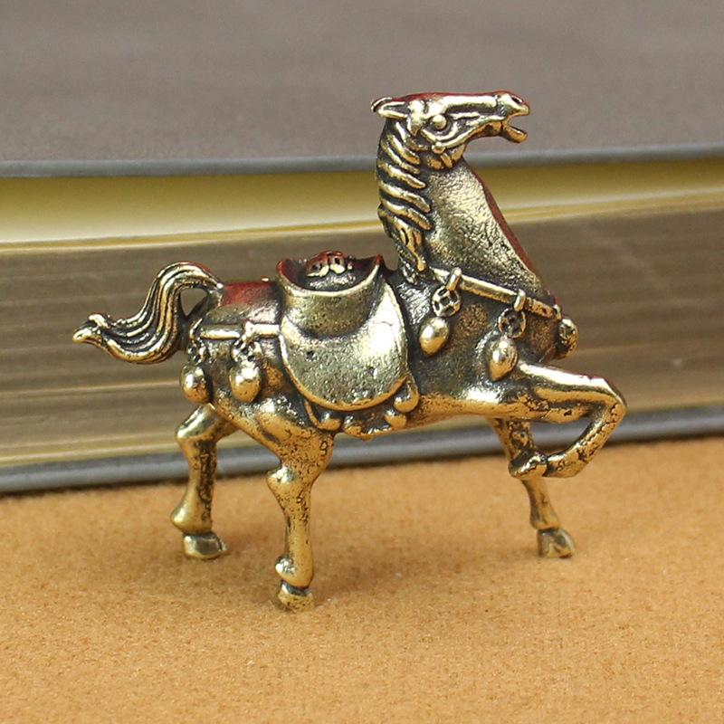 Brass War Horse Small Ornament - đánh giá và giá Home Decor Enthusiast